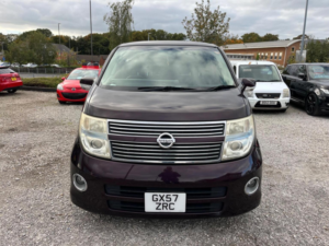 2007 Nissan Elgrand E51 Highway Star 2.5 LPG Converted in Purple — image 4