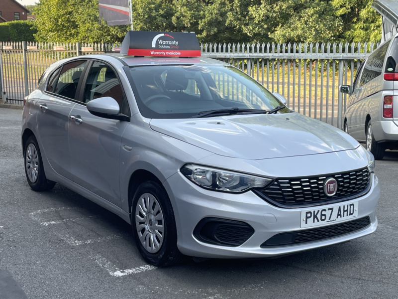 2017 Fiat Tipo 1.4 Tipo Hatchback 1.4 95hp Easy in Grey — image 1
