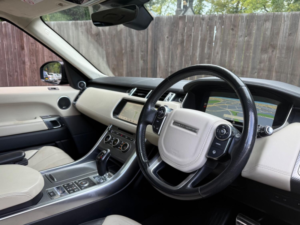 2017 Land Rover Range Rover Sport 3.0 Sd V6 Autobiography Dynamic in Black — image 5