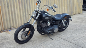 2016 Harley-Davidson Dyna 1690 Fxdb Street Bob in Black — image 3