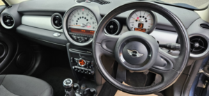 2010 MINI Hatch 1.6 Cooper D Hatch in Blue — image 2
