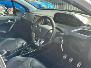 2016 Peugeot 2008 1.2 Puretech Gt Line SUV 5dr Petrol Manual Euro 6 (s/s) (110 Ps) in White — image 5