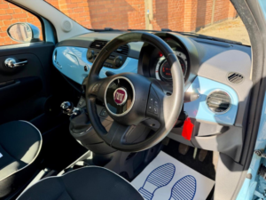 2014 Fiat 500 1.2 Lounge Euro 6 (s/s) 3dr in Blue — image 4