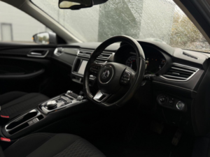 2022 MG Mg5 61.1kwh Excite Long Range Auto 5dr in Silver — image 4