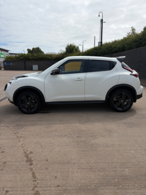 2018 Nissan Juke 1.2 Dig-T N-Connecta Style SUV 5dr Petrol Manual Euro 6 (s/s) (115 Ps) in White — image 2