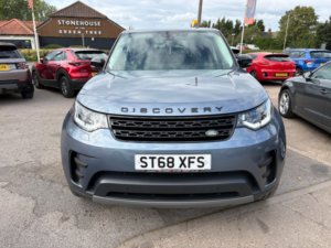 2018 Land Rover Discovery 2.0 Sd4 Se SUV 5dr Diesel Auto 4WD Euro 6 (s/s) (240 Ps) in Blue — image 2