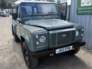 1991 Land Rover Defender 90 Sold Sold Sold!!!!200tdi*full Rebuild Brand New Galvanised Chassis Amazing* in Green — image 2