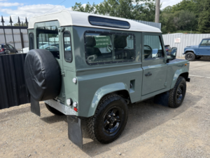 1991 Land Rover Defender 90 Sold Sold Sold!!!!200tdi*full Rebuild Brand New Galvanised Chassis Amazing* in Green — image 5