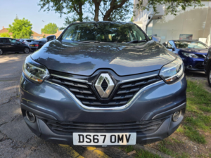 2017 Renault Kadjar 1.2 Tce Dynamique Nav Euro 6 (s/s) 5dr in Grey — image 5