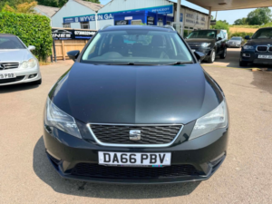 2016 SEAT Leon 1.6 Tdi Se Sport Tourer 5dr Diesel Manual Euro 6 (s/s) (110 Ps) in Black — image 6