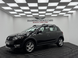 2015 Dacia Sandero Stepway 0.9 Stepway Ambiance Tce 90 in Black — image 3