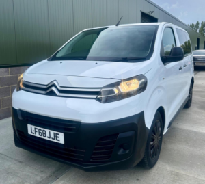 2018 Citroen Dispatch 1.5 Bluehdi Xs Swb Euro 6 (s/s) 5dr (2 Seat) in White — image 2