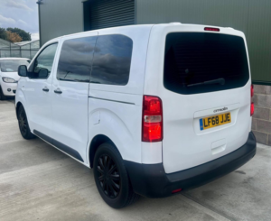 2018 Citroen Dispatch 1.5 Bluehdi Xs Swb Euro 6 (s/s) 5dr (2 Seat) in White — image 3