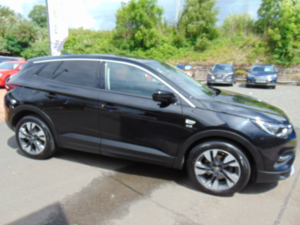 2020 Vauxhall Grandland X 1.2 Turbo Griffin * Mot June 2027 * Welt Belt Has Just Been Replaced * Finance Available * Free 6 Mo in Black — image 2