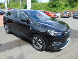 2020 Vauxhall Grandland X 1.2 Turbo Griffin * Mot June 2027 * Welt Belt Has Just Been Replaced * Finance Available * Free 6 Mo in Black — image 4