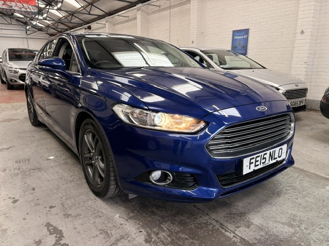2015 Ford Mondeo 2.0 Tdci Titanium in Blue — image 1