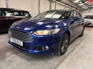 2015 Ford Mondeo 2.0 Tdci Titanium in Blue — image 2