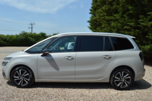 2022 Citroen Grand C4 Spacetourer 1.2 Puretech Shine in Silver — image 5