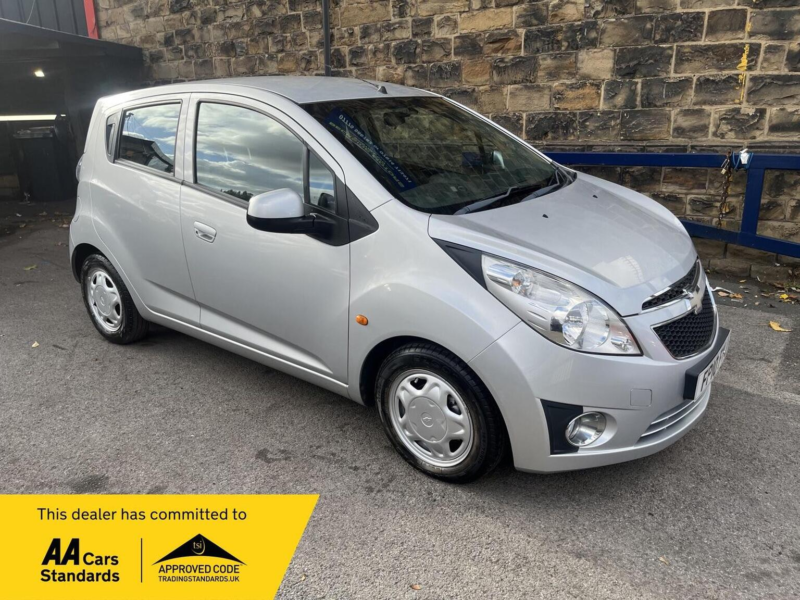 2010 Chevrolet Spark 1.0i Ls Euro 5 5dr in Silver — image 1