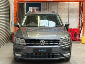 2017 Volkswagen Tiguan 2.0 Tdi Bluemotion Tech Se Navigation 4motion Euro 6 (s/s) 5dr in Grey — image 5