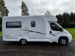 2007 Autocruise Starspirit 3.0 Hdi 6-Speed in White — image 3