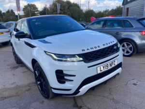 2019 Land Rover Range Rover Evoque 2.0 D240 R-Dynamic Se SUV 5dr Diesel Auto 4WD Euro 6 (s/s) (240 Ps) in White — image 3