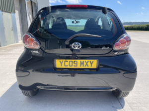 2009 Toyota Aygo 1.0 Vvt-I Black in Black — image 4