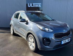 2016 Kia Sportage 1.7 Crdi 2 Euro 6 (s/s) 5dr in Blue — image 3