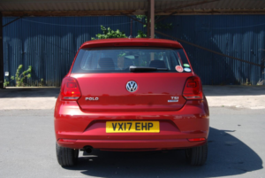 2017 Volkswagen Polo 1.2 Tsi Comfort Line in Red — image 5