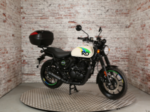 2026 Royal Enfield Hntr 350 in White — image 3