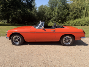 1973 MG Mgb 1.8 Roadster. in Orange — image 2