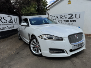 2014 Jaguar Xf 2.2 D R-Sport in White — image 2