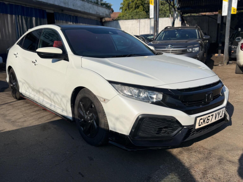 2017 Honda Civic 1.0 Vtec Turbo Se CVT Euro 6 (s/s) 5dr in White — image 1