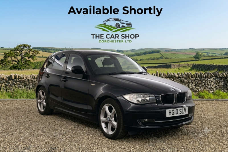 2010 BMW 1 Series 2.0 118d Sport 5 Door in Black — image 1