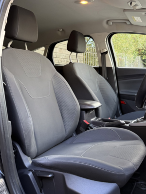 2015 Ford Focus 1.6 Tdci Zetec in Black — image 5