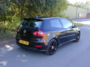 2008 Volkswagen Golf Ref 8714 - VW Golf R32 3.2 V6 4 Motion (4wd) Manual 3dr Hatch (rhd - Uk Car) in Black — image 3