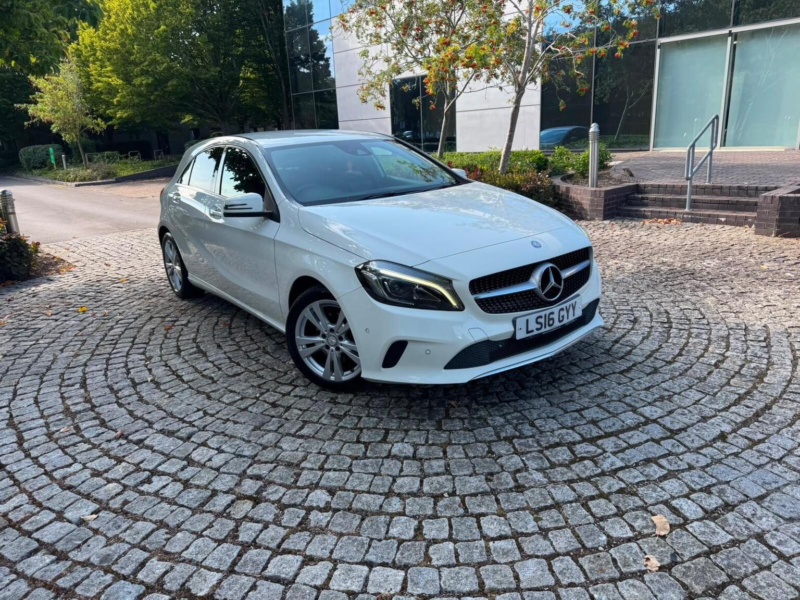 2016 Mercedes-Benz A Class 2.1 A200d Sport (premium) 7g-Dct Euro 6 (s/s) 5dr in White — image 1
