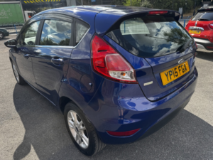 2015 Ford Fiesta 1.0 T Ecoboost Zetec in Blue — image 3
