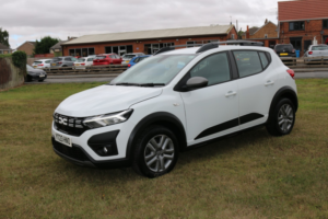 2023 Dacia Sandero Stepway 1.0 Stepway Expression Tce 90 My23 in White — image 4