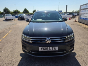 2019 Volkswagen Tiguan 2.0 Tdi Sel Euro 6 (s/s) 5dr in Grey — image 2