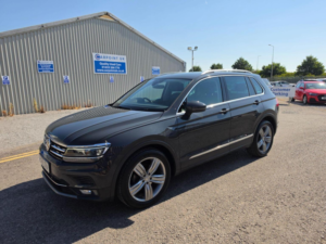 2019 Volkswagen Tiguan 2.0 Tdi Sel Euro 6 (s/s) 5dr in Grey — image 3
