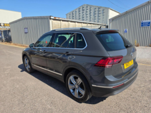2019 Volkswagen Tiguan 2.0 Tdi Sel Euro 6 (s/s) 5dr in Grey — image 4