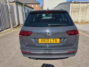 2019 Volkswagen Tiguan 2.0 Tdi Sel Euro 6 (s/s) 5dr in Grey — image 5