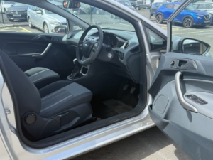 2009 Ford Fiesta 1.3 Style in Silver — image 6