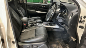 2021 Nissan Navara 2.3 Dci N-Guard Auto 4WD Euro 6 4dr in White — image 5