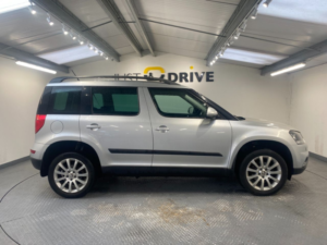 2016 Skoda Yeti 1.2 Tsi Se Outdoor 5dr Petrol Manual Euro 6 (s/s) (110 Ps) in Silver — image 6