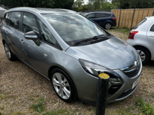 2015 Vauxhall Zafira Tourer 1.4 I Turbo Sri in Silver — image 3
