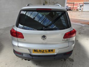 2013 Volkswagen Tiguan 2.0 Tdi Bluemotion Tech Se in Silver — image 5