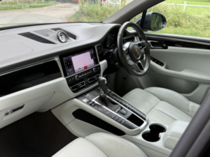 2020 Porsche Macan 3.0 T V6 S in Blue — image 5