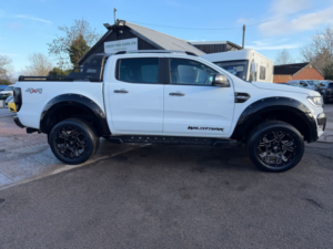 2017 Ford Ranger 3.2 Tdci Wildtrak Pickup Double Cab 4dr Diesel Auto 4WD Euro 5 (200 Ps) in White — image 5